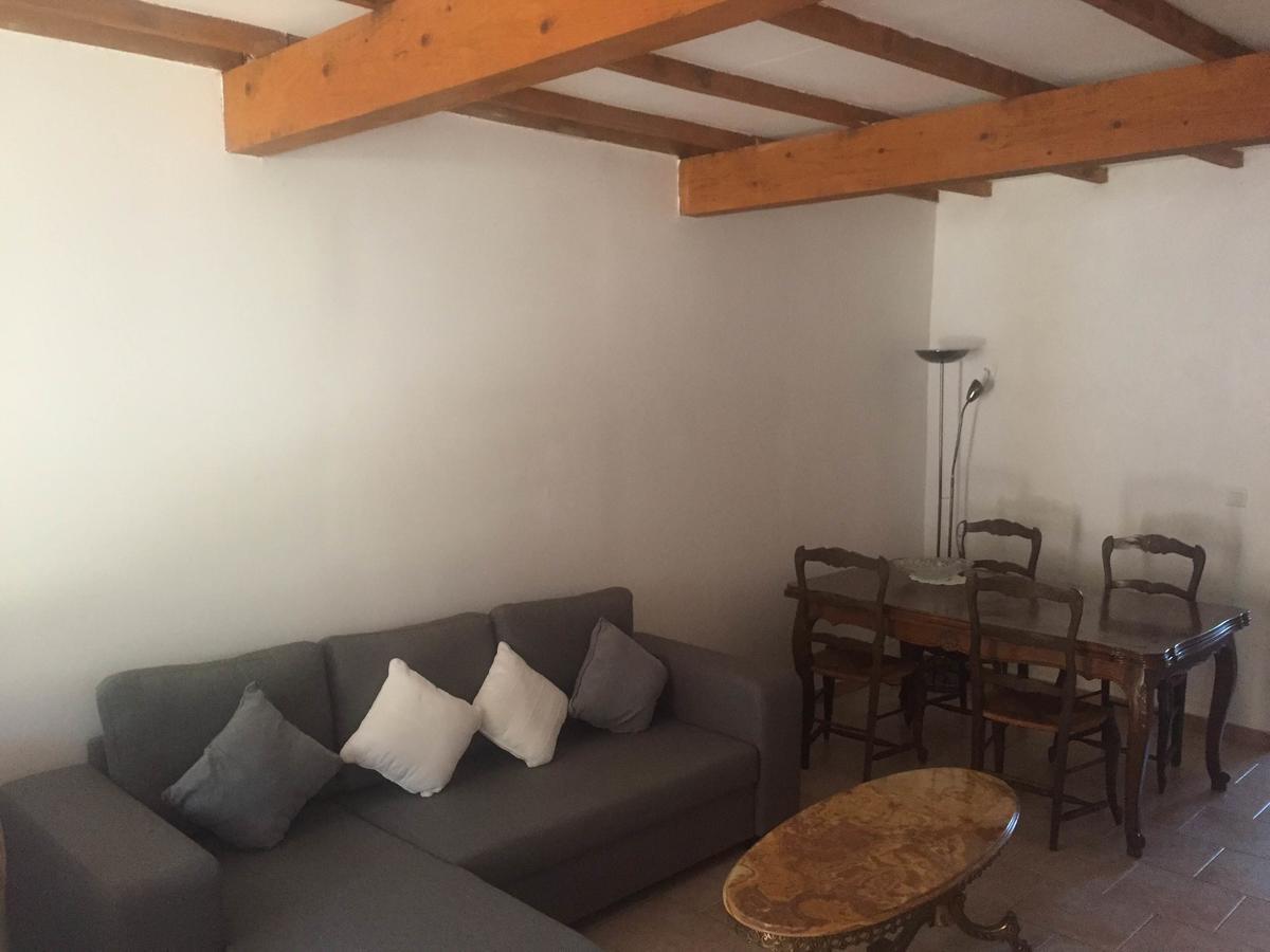Auberge Les Olivades Mallemort Esterno foto
